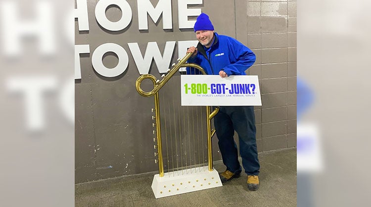 4 Weird Junk Item Weird Junk Item 4 Horn Statue